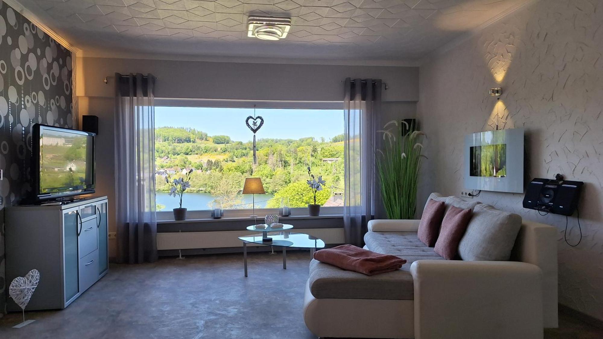 Seeblick-Ferienwohnung Im "Ferienhaus Agger-Blick" Mit Traumhafter Sonnen-Terrasse, Sauna, E-Kamin & Kajak Gummersbach Exterior foto